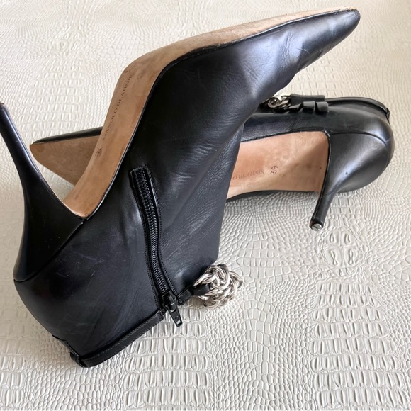 Manolo Blahnik Leather Chain Accent & Tassel Pointed Heeled Ankle Boots Size 39 - Picture 6 of 7